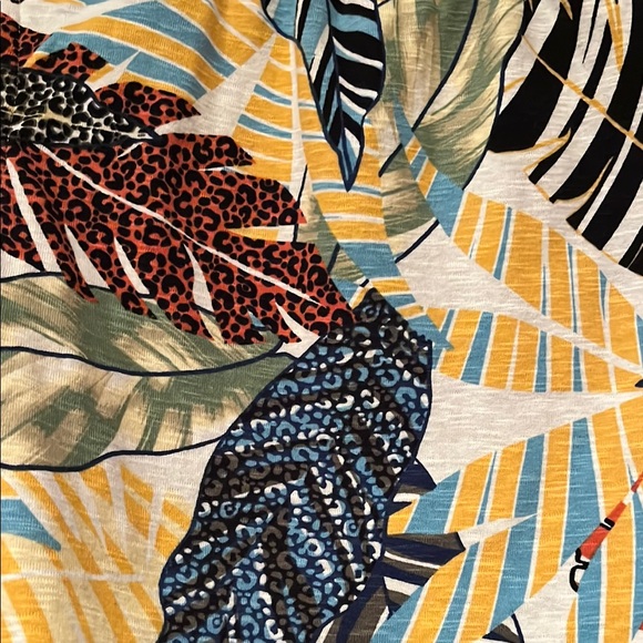 Rafaella Cream and Blue Sleeveless Blouse with Mandarin Collar - Picture 5 of 7